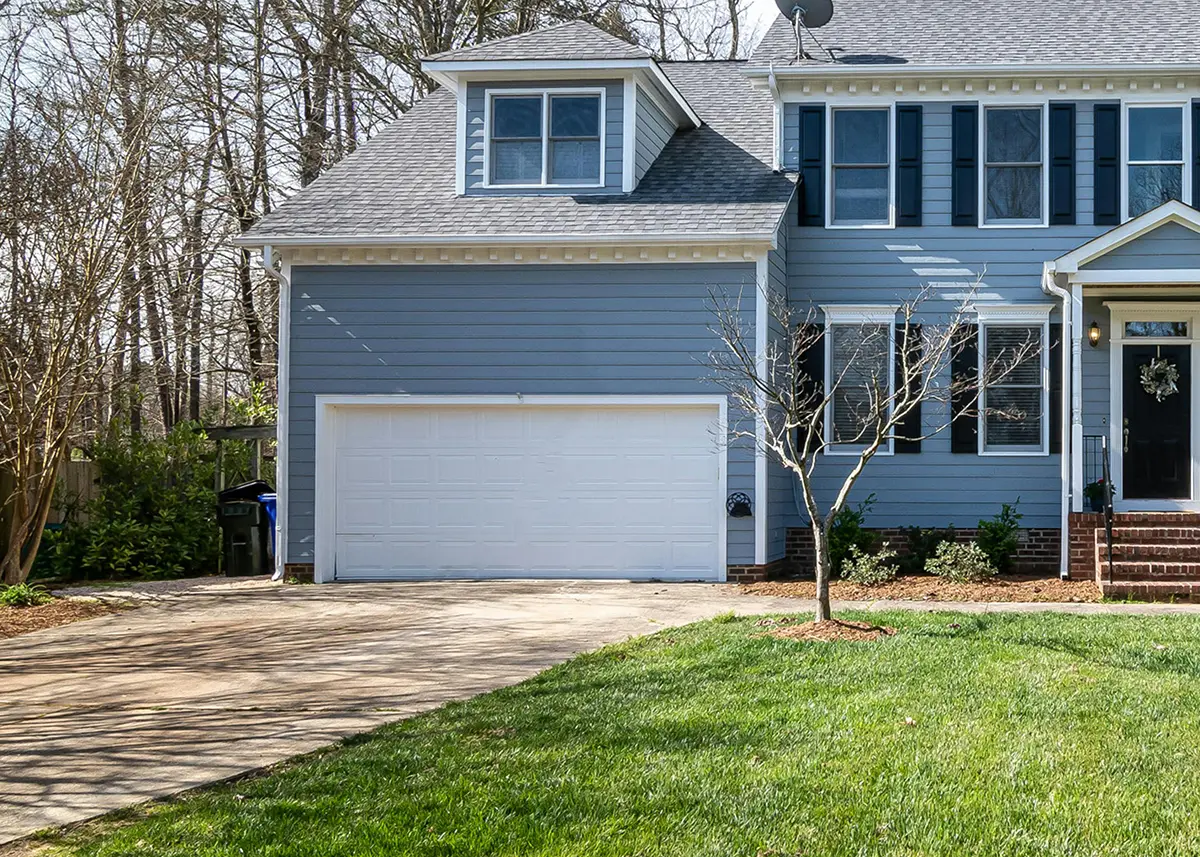 Guide to Garage Door Rollers Replacement